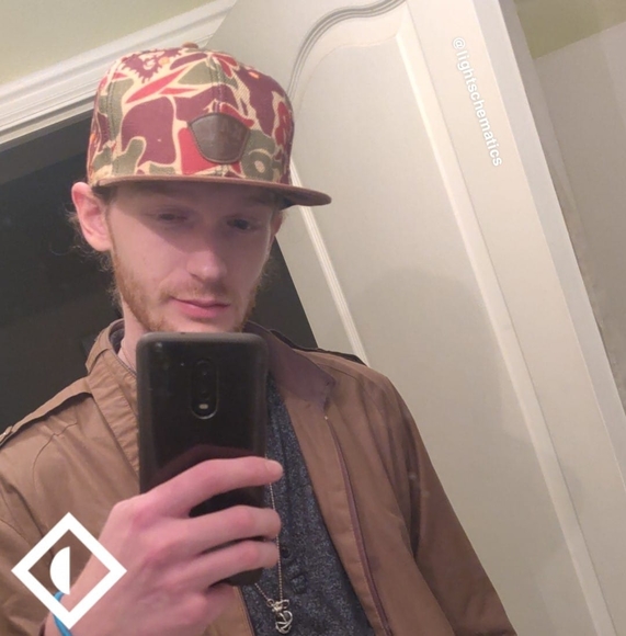 Meet your Posher, Zak - Picture 1 of 1